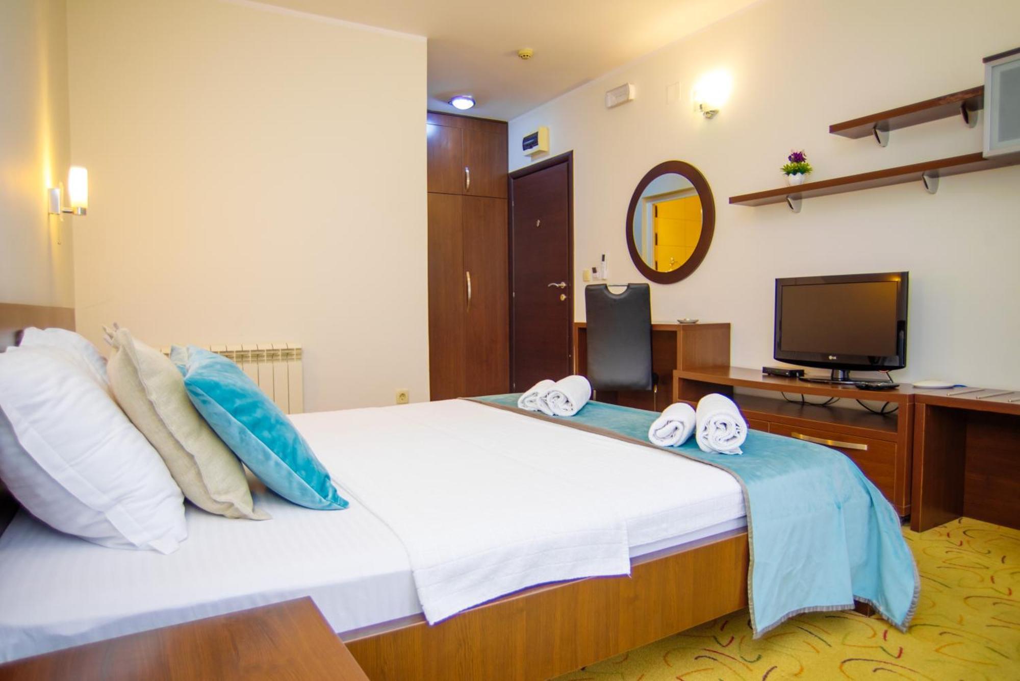 Hotel Odissey Jaz Budva Exterior photo
