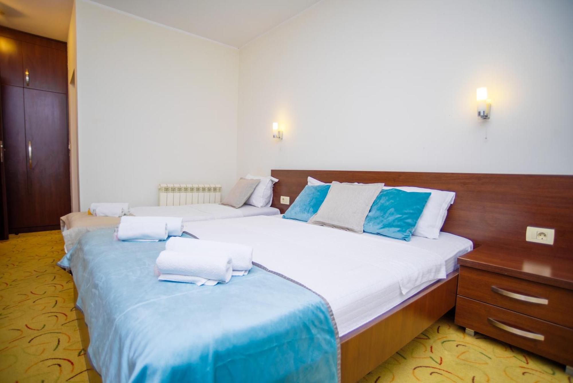 Hotel Odissey Jaz Budva Exterior photo